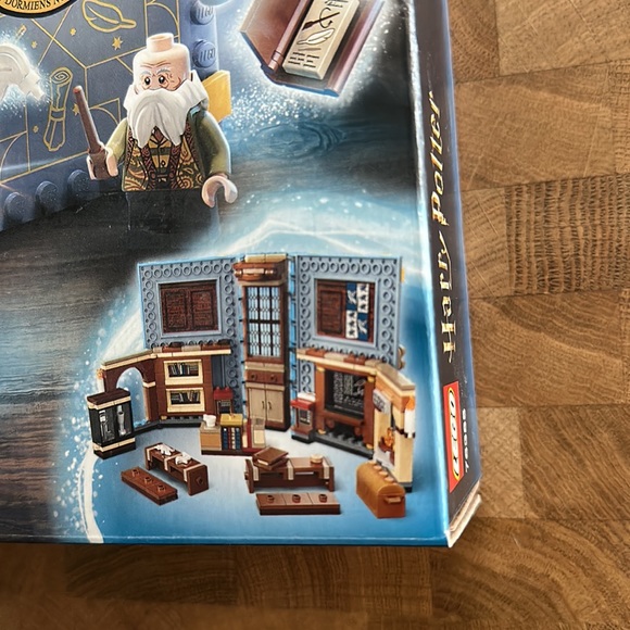 Lego 76385 Harry Potter Hogwarts Moment: Charms Class 256pcs New - Picture 5 of 10